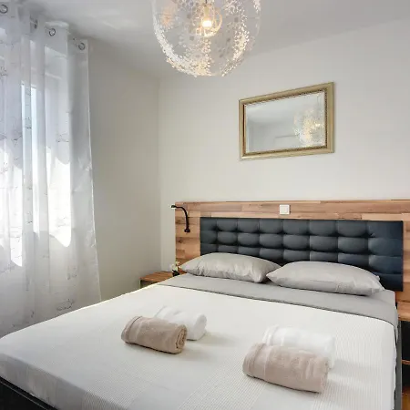 Noemi By Interhome Villa *