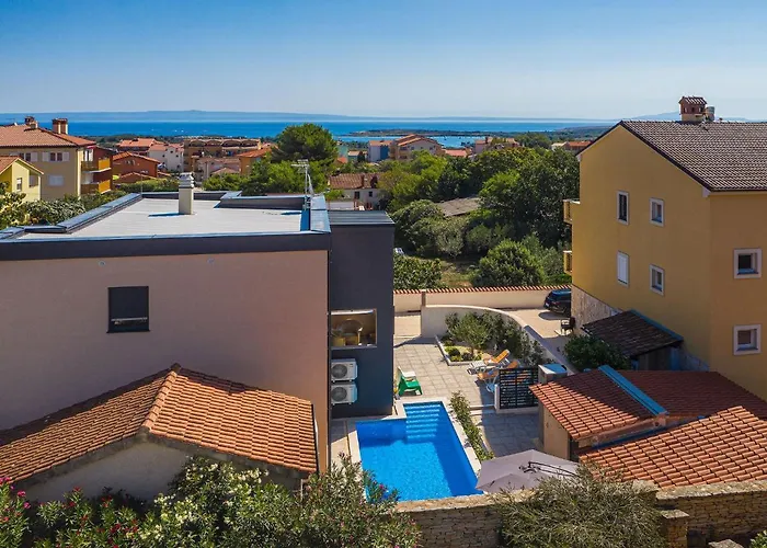 Noemi By Interhome Villa Ližnjan