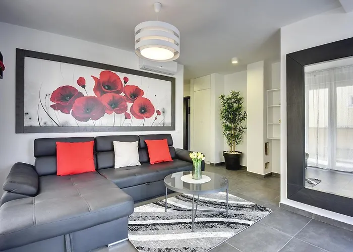 Villa Noemi By Interhome Ližnjan