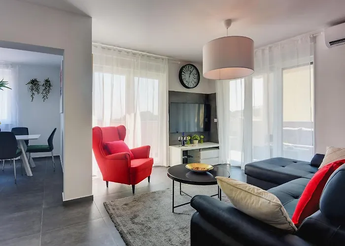 Noemi By Interhome Villa *