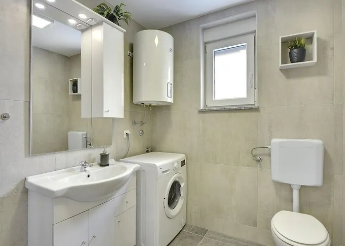 Villa Noemi By Interhome