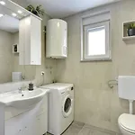 Villa Noemi By Interhome