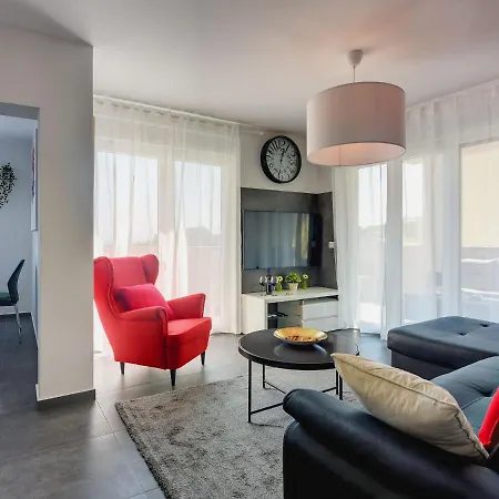 Noemi By Interhome Villa *