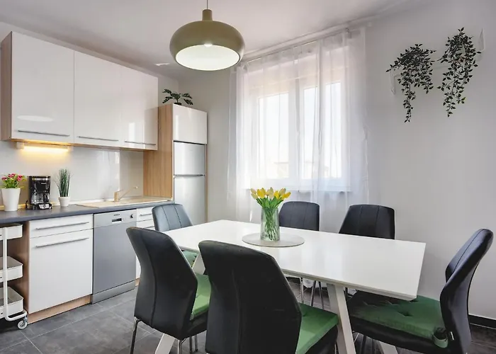 빌라 Noemi By Interhome *